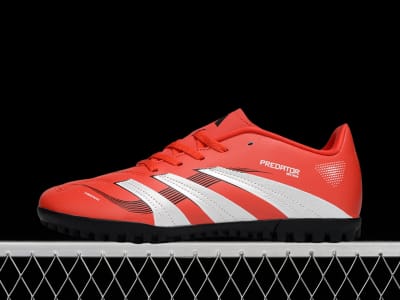 Chuteira Adidas Predator Club