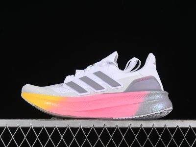 Tênis Adidas Ultraboost Branco Sola tricolor