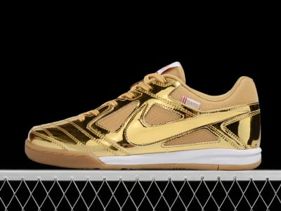 Chuteira Nike Supreme x Nike SB Gato