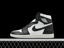 Air Jordan 1 High Preto e Branco