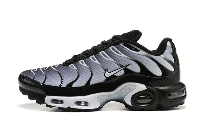 Nike TN Plus Black Metallic