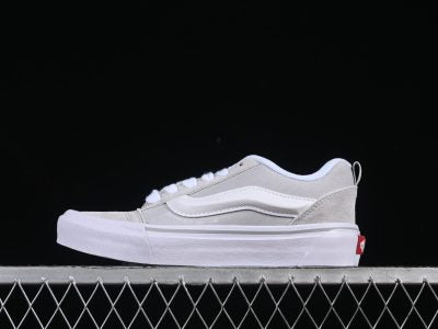 Tênis Vans Knu Skool