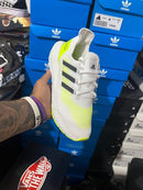 UltraBoost - (Primeira Linha) x Branco/Verde