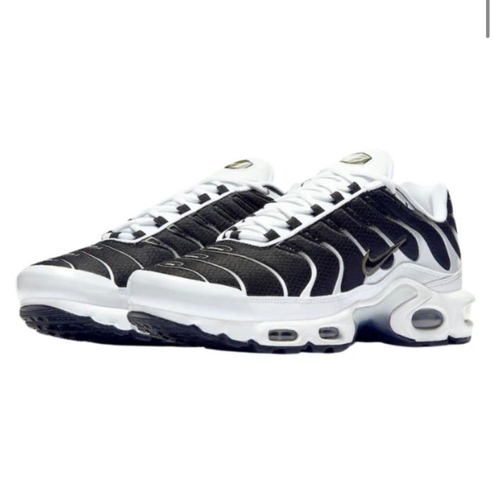 Nike TN Plus Black Metallic