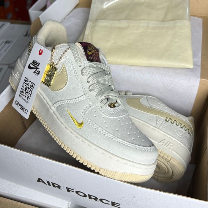 Air Force 1 Off Ouro